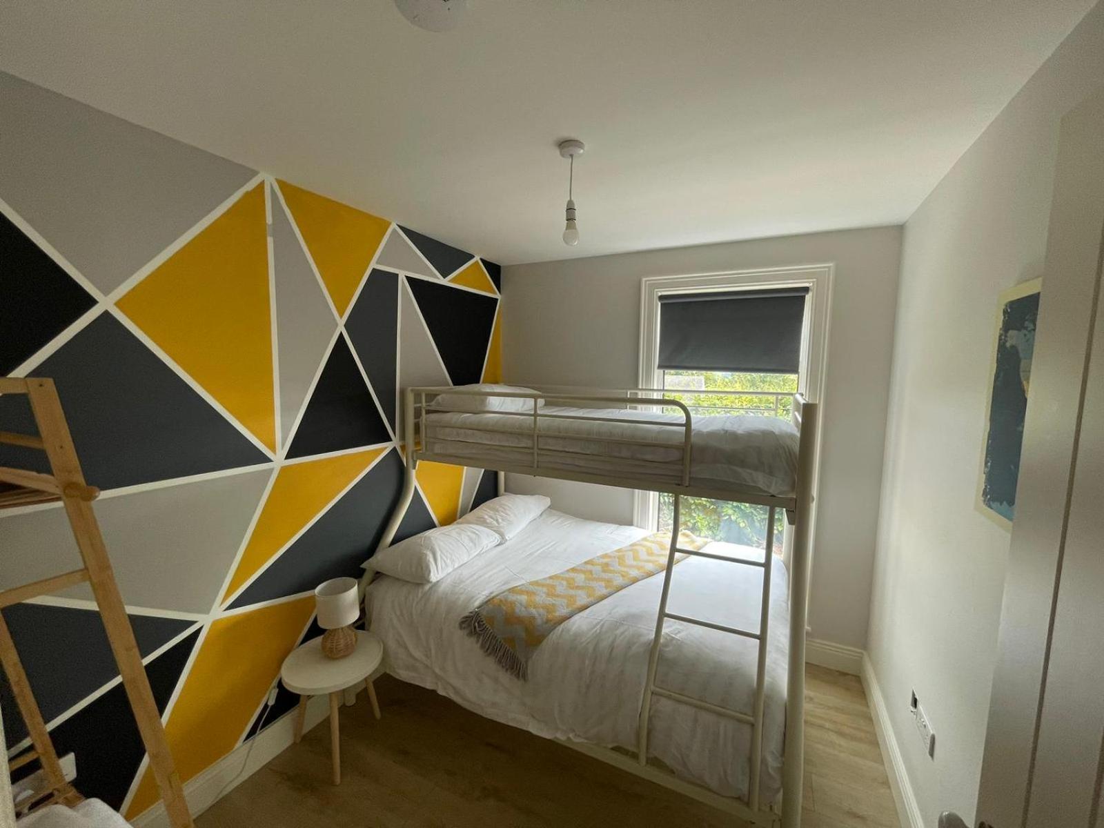 Ocean Breeze Villa Cork Exterior foto
